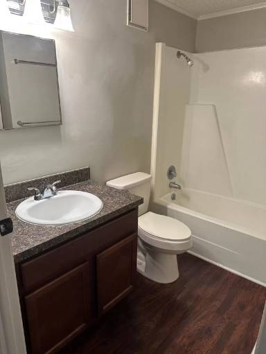 Main picture of Oak Park Apartments