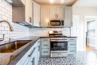Main picture of Centre Street Apartments