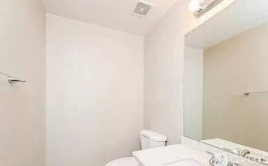 Main picture of 3841 Bayamon St