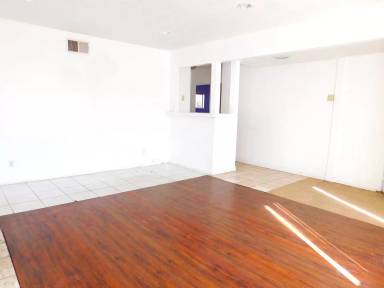 Main picture of 12715 De Foe Ave
