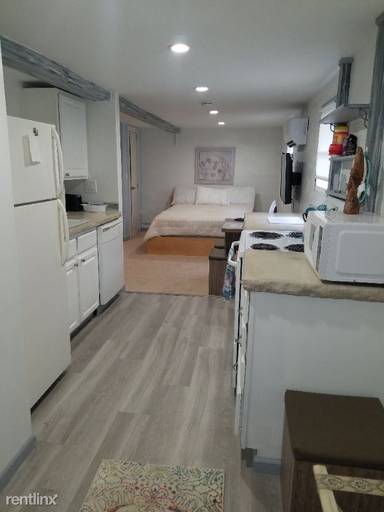 Main picture of 113 Botefuhr Ave