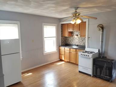 Main picture of 95 Langdon St