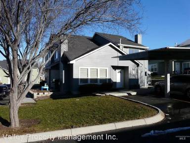 Main picture of 2140 Lexis Ln