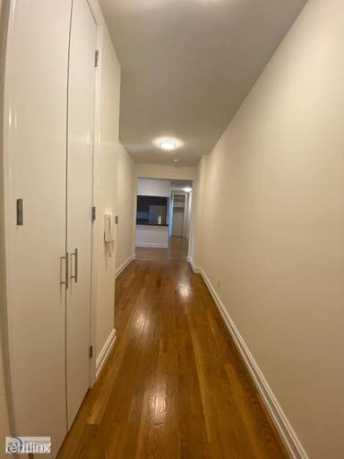 Main picture of 440 E 78th St