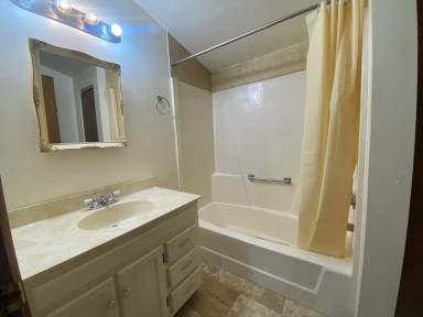 Main picture of 2607 Tenbrook Rd