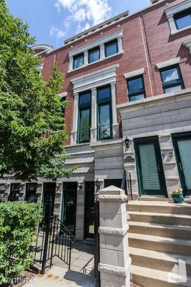 Main picture of 2039 N Lincoln Ave