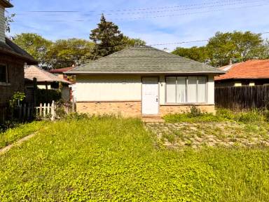 Main picture of 3135 N 45th St