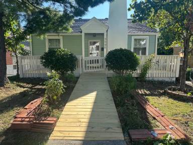 Main picture of 3896 Weirman Ave