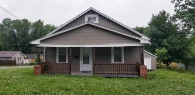 Main picture of 10125 E 18th St S
