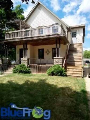 Main picture of 399 1/2 Forest Ave