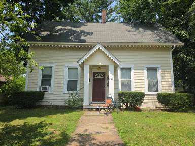 Main picture of 242 W Highland Ave