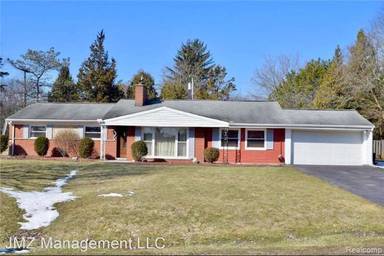 Main picture of 27925 Green Willow St