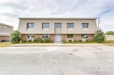 Main picture of 711 North Main Street