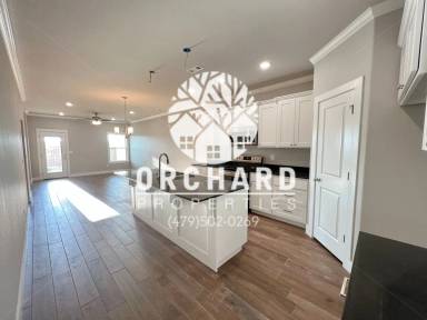Main picture of 3003 N Conway Dr