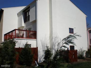 Main picture of 1923 N Woodley St