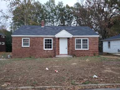 Main picture of 1302 Martin St
