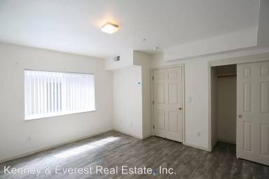 Main picture of Lakeshore View Court
