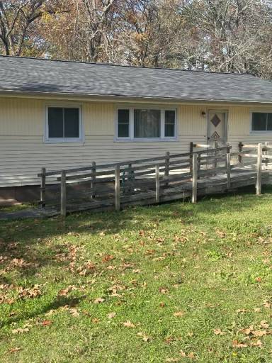 Main picture of 7835 Rosemary Cir