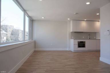Main picture of 328 Harvard St