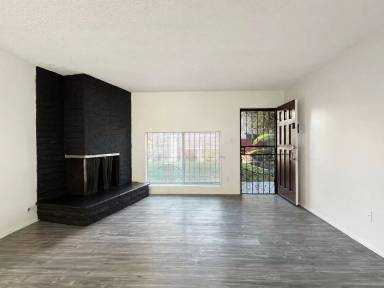 Main picture of 245 E Artesia Blvd