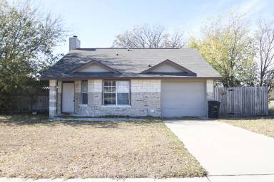 Main picture of 2209 Dickens Dr