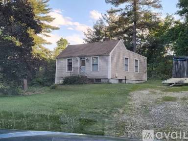 Main picture of 53 1/2 Fordway Ext