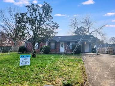 Main picture of 2505 Hillcrest Cir