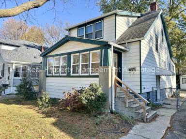 Main picture of 925 Mohawk Ave