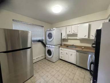 Main picture of 267 W 256th St