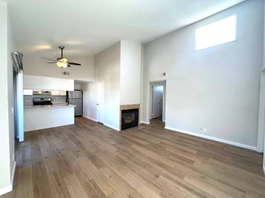Main picture of 367 Roosevelt St