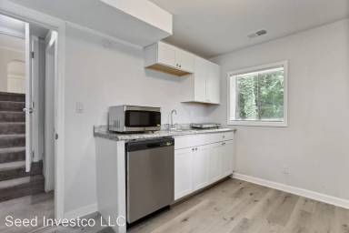 Main picture of 4407 Kimball Rd SW