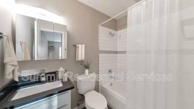 Main picture of 2497 N Park Ave