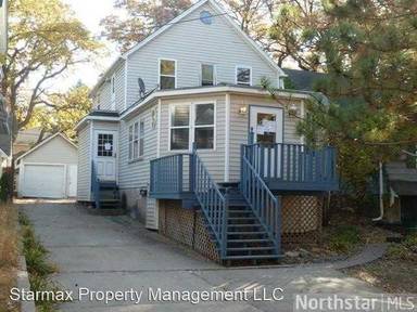 Main picture of 11 Melbourne Ave SE