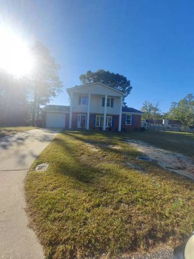 Main picture of 916 Bramblewood Ct