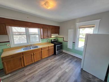 Main picture of 203 Laurel Hill Ave