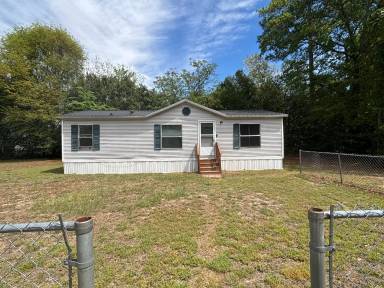 Main picture of 2279 Sharon St