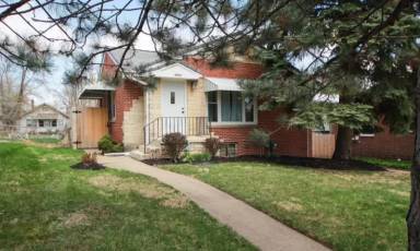 Main picture of 4814 Erskine St