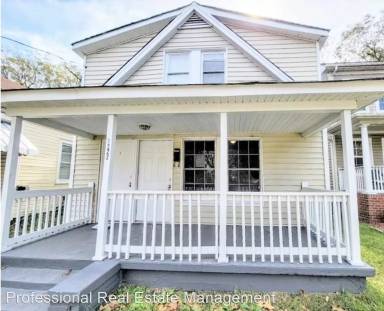 Main picture of 1222 30th St