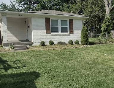 Main picture of 2720 Rockford Ln