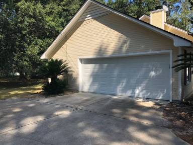 Main picture of 3837 Honeysuckle Dr