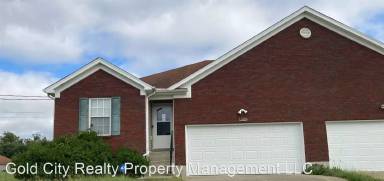 Main picture of 100 S Osprey Ct