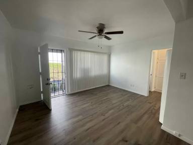 Main picture of 3524 Meade Ave