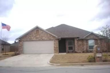 Main picture of 113 Amanda Ct