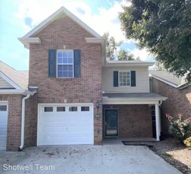 Main picture of 6935 La Christa Way