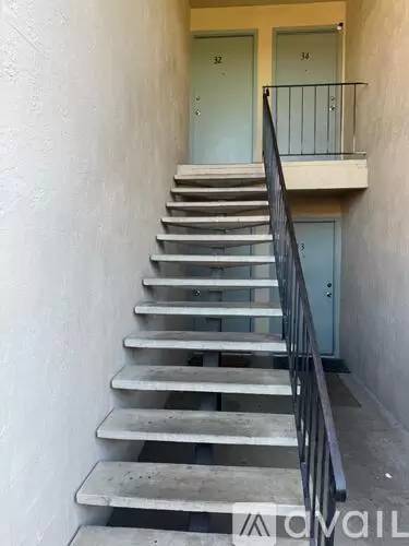 Main picture of 38863 Fremont Blvd