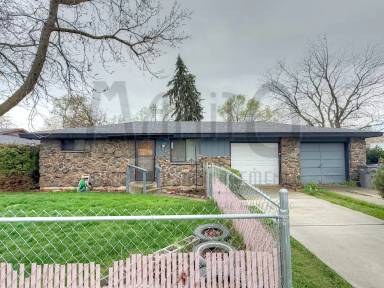 Main picture of 1918 N Ella Rd