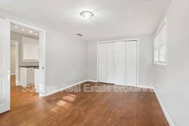 Main picture of 1840 Camellia Dr