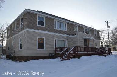 Main picture of 901 2nd Ave S