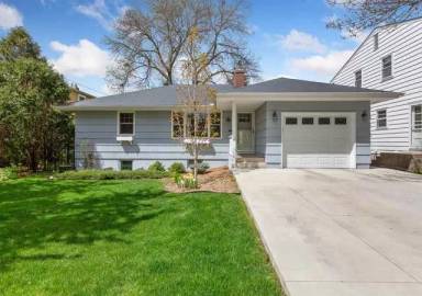 Main picture of 4042 Xerxes Ave S