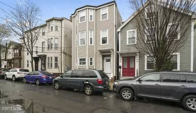 Main picture of 107 Princeton St